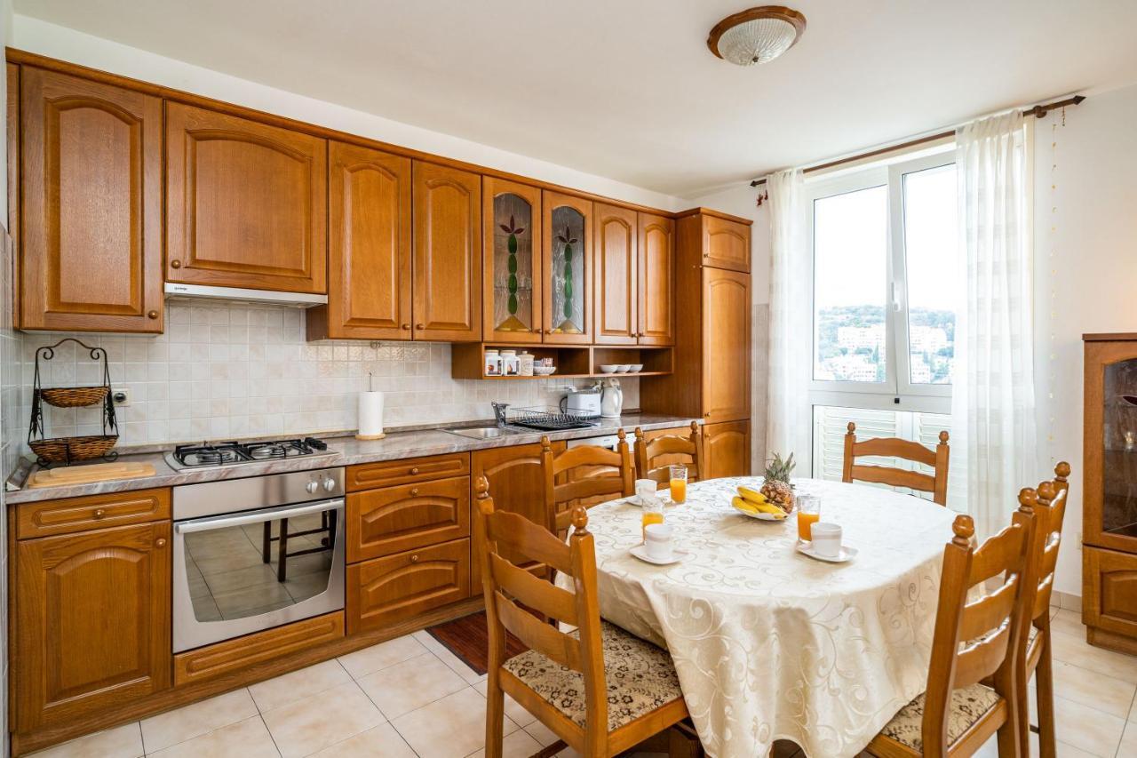 Spacious Three Bedroom Apartment Dubrovnik Eksteriør bilde